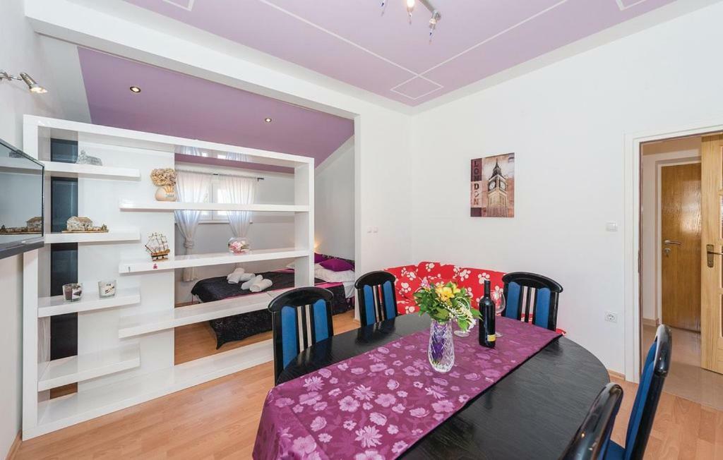 Apartman ชิเบนิก ภายนอก รูปภาพ