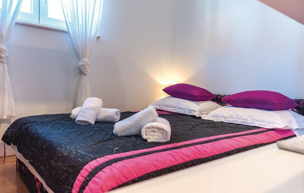 Apartman ชิเบนิก ภายนอก รูปภาพ